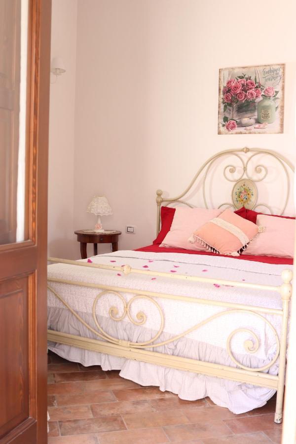 דירות קסטלמרה די סטביה Emy'S Country House מראה חיצוני תמונה